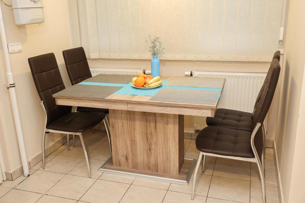 Charming & Unique Apartment In Budapest Vibrant City Center Zewnętrze zdjęcie